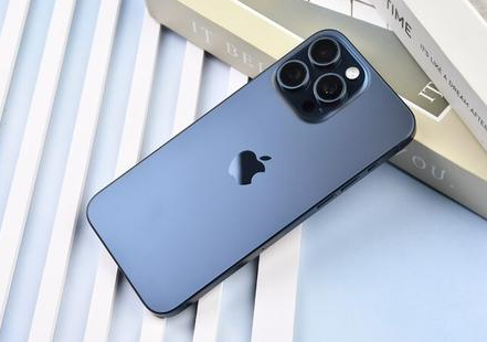 临夏县苹果维修点分享iPhone 15 Pro Max屏幕更换全新实操风险 